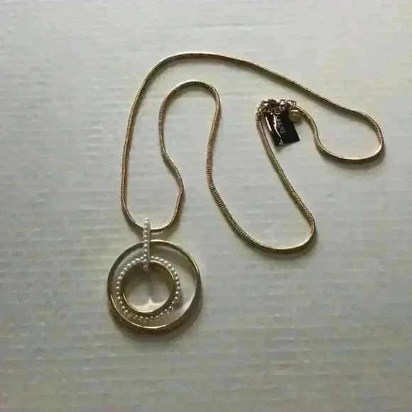 Alfani new Gold Tone Imit Pearl Orbital Necklace - Picture 5 of 8